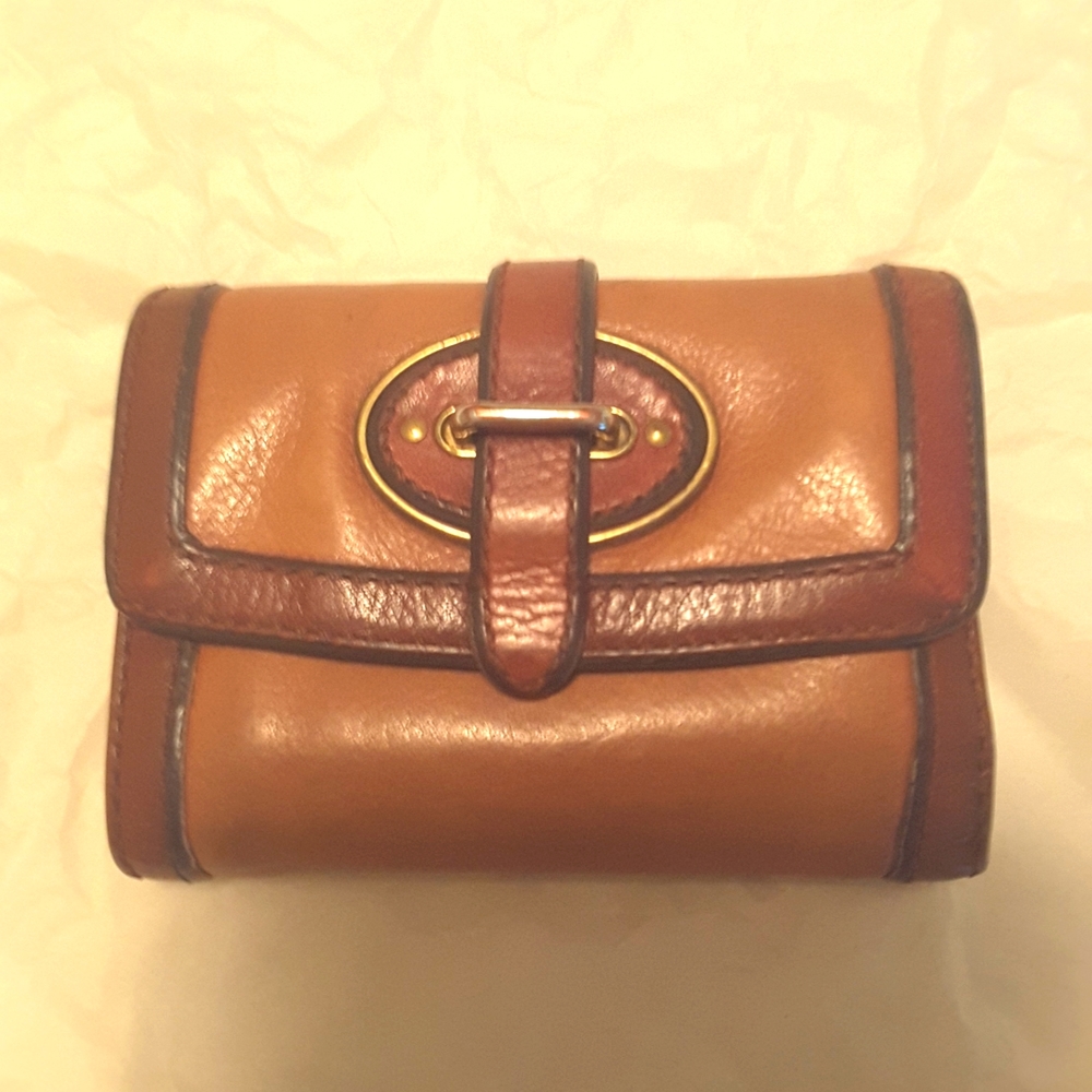 Fossil Brown Leather Trifold Vintage Reissue Buckle Wallet